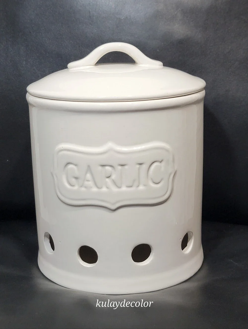 Vintage White Ceramic Garlic Keeper Canister Jar with Lid Embossed GARLIC 7